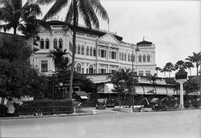 Näkymä Raffles-hotelliin, Singapore tekijältä Marine Photo Service