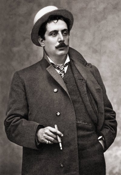 Muotokuva muusikkosäveltäjä Giacomo Puccinista (1858-1924) tekijältä Mario Nunes Vais
