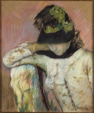 Nuori nainen mustanvihreässä myssyssä, katse alaspäin suunnattuna tekijältä Mary Cassatt
