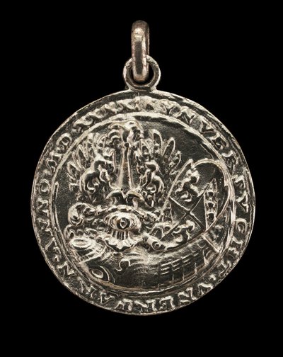 Shield, Cuirass, Casque, and Crest [reverse], 1541.  tekijältä Matthes Gebel