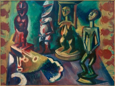 Stillleben mit exotischen Plastiken von Max Pechstein