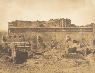 Dendera Tentyrisin suuren temppelin takajulkisivu, 1849-50. tekijältä Maxime Du Camp