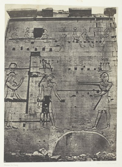 Isiksen suuri temppeli Philoessa, toinen pylväs; Nubia, levy 74 albumista "Egypte, Nubie, Palestine et Syrie" (1852). tekijältä Maxime Du Camp