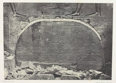 Isiksen suuri temppeli Philoessa, Proscynema (palvontatapahtuma); Nubia, levy 75 albumista "Egypte, Nubie, Palestine et Syrie" (1852). tekijältä Maxime Du Camp