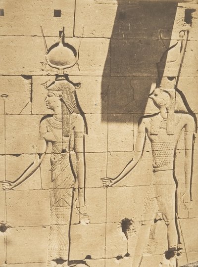 Isis ja Horus-Arsiesi - bareljefi Kalabcheh Talmisin temppelistä, 8. huhtikuuta 1850. tekijältä Maxime Du Camp