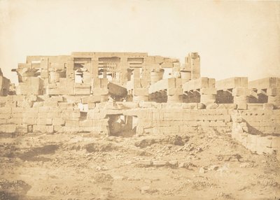 Karnac Thebes palatsin Hypostyle Hallin eteläovi, 1849-50. tekijältä Maxime Du Camp
