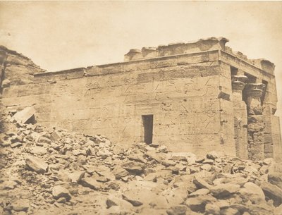 Näkymä Dandourin trooppisen syövän temppelin pronaosta, 7. huhtikuuta 1850. tekijältä Maxime Du Camp