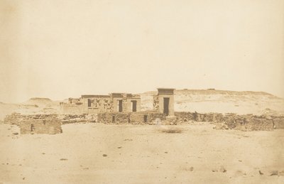Yleiskuva temppelistä ja Déboude Parembolen kylästä, 10. huhtikuuta 1850. tekijältä Maxime Du Camp