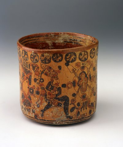 Sylinterimaljakko, n. 650-850 (keraaminen punaisella ja mustalla oranssilla liukumaalilla) tekijältä Mayan Mayan