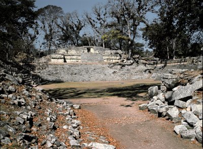 Itäinen Akropolis-temppeli 22, 4.-10. vuosisata tekijältä Mayan Mayan