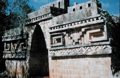 Näkymä kainaloon (kuva) tekijältä Mayan Mayan