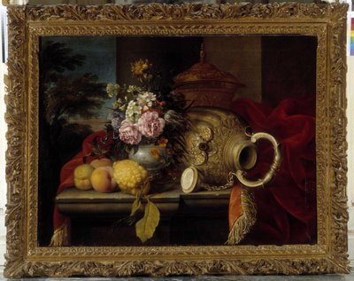 Asetelma kukkakimpulla, hedelmillä, maljakolla ja punaisella kankaalla (öljy kankaalle) tekijältä Meiffren (c.1630 1705) Conte