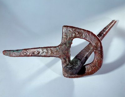 Mesopotamia: säätiöhahmo (kynsi ja sen kuparituki). Sumerilainen aikakausi. 2800 eaa. Marin sivuilta. Aurinko 0,38 m Pariisi, Musee du Louvre tekijältä Mesopotamian Mesopotamian
