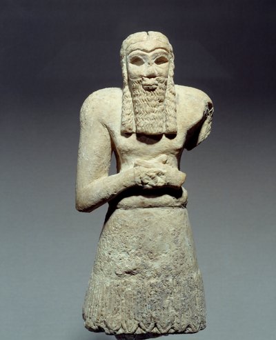 Itämaista antiikkia: prinssi Ginakille vannottu patsas orantin kalkkikivestä. Mesopotamia. 2750 eaa. Aurinko 0,26 m Pariisi, Musee du Louvre tekijältä Mesopotamian Mesopotamian
