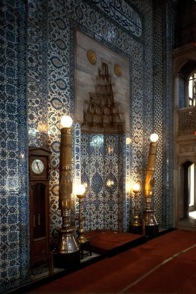 Rustem Pashan moskeijan sisäkuva (1560-1564) tekijältä Mimar Sinan