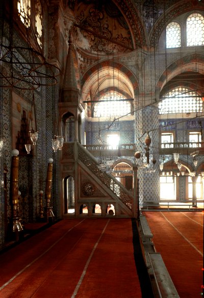 Rustem Pashan moskeijan sisäkuva (1560-1564) tekijältä Mimar Sinan