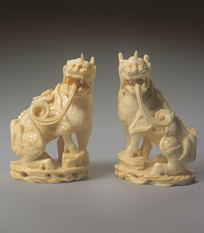 Pari veistetty Qilin (katso myös 272190) tekijältä Ming Dynasty Chinese School