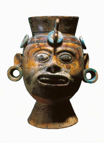 Antropomorfinen maljakko tekijältä Mixtec Mixtec