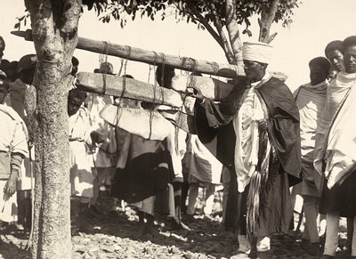 Imperiumin rakentaminen fasistisella aikakaudella: Abessinian kellot, 5.9.1936 (mv/v kuva) tekijältä Modestino Baldinetti