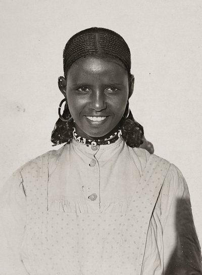 Imperiumin rakentaminen fasistisella aikakaudella: Abessinian tyttö, 5.9.1936 (mv/v kuva) tekijältä Modestino Baldinetti