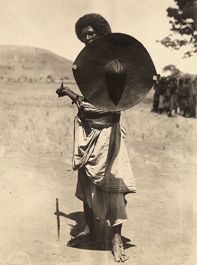 Imperiumin rakentaminen fasistisella aikakaudella: Cunaman soturi, 5.9.1936 (mv/w kuva) tekijältä Modestino Baldinetti