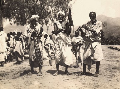 "Imperiumin rakentaminen" fasistisella aikakaudella: Habab-muusikot, 9.5.1936 (m/v kuva) tekijältä Modestino Baldinetti