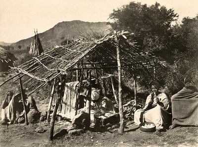 Imperiumin rakentaminen fasistisella aikakaudella: naiset aikovat kutoa, 9.5.1936 (mv/w kuva) tekijältä Modestino Baldinetti