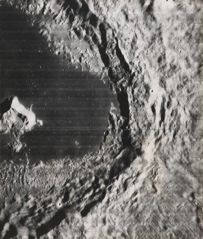 Kuun kaukainen puoli Apolunessa, 1967. tekijältä NASA Images