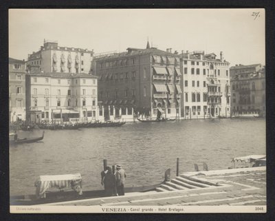 Venetsian Hotel Bretagnen ulkoa Venetsia - Grand Canal - Hotelli Brittany (otsikko esineessä) tekijältä Neue Photographische Gesellschaft
