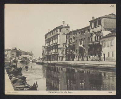 Näkymä kanavalle Venetsiassa Venezia - Rio delle Guglie (otsikko esineessä) tekijältä Neue Photographische Gesellschaft
