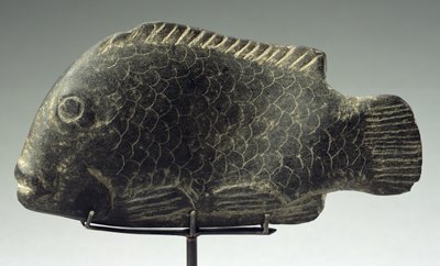Kala, 1540-1069 eKr. (kova musta kivi) tekijältä New Kingdom Egyptian