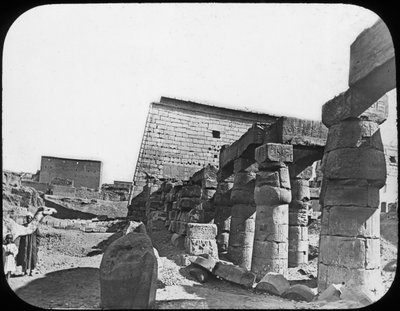 Suuri temppeli, Luxor, Egypti, 1890 tekijältä Newton and Co