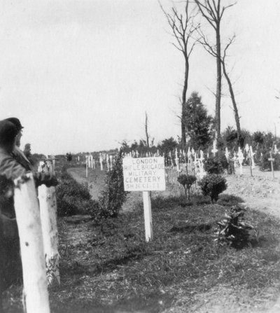 Lontoon kivääriprikaatin hautausmaa, Ploegsteert, Belgia, ensimmäinen maailmansota, c1918 tekijältä Nightingale and Co