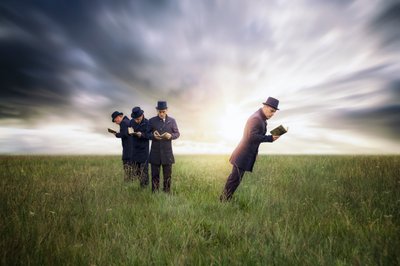 Surrealistiset lukijat tekijältä Nuno Araujo
