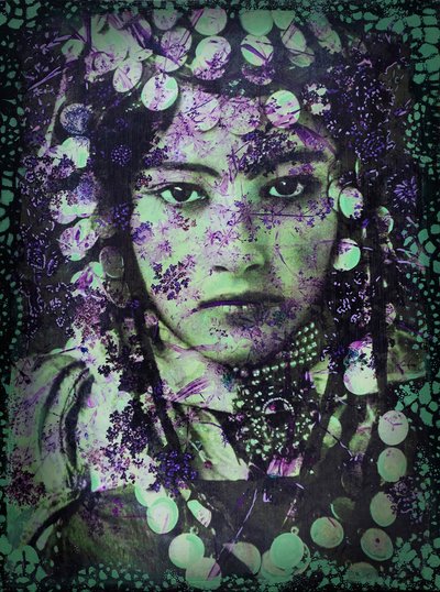 Algerian muotokuva, 2020 (sekatekniikka puulle) tekijältä Olivia Gozzano