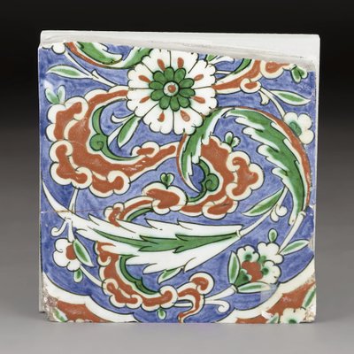 Osittainen Iznik-keramiikkalaatta, ottomaanien Turkki, 1500-luvun loppu tekijältä Ottoman School