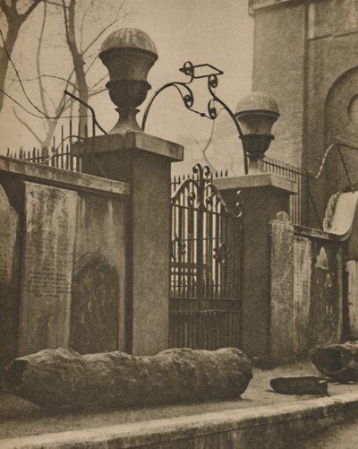 St. Annesin lähellä kaivetut jalavan putkijohdot, Soho, 1935. tekijältä Paterson