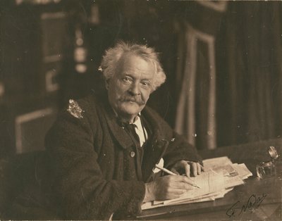 [Félix Nadar istuu kirjoituspöydän ääressä] tekijältä Paul Nadar