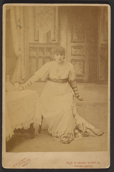 Sarah Bernhardt als Floria in La Tosca tekijältä Paul Nadar