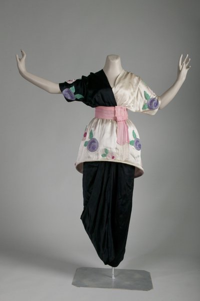 Sorbet-iltapuku tekijältä Paul Poiret