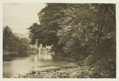 Rowsleyn silta, Derwent-joella tekijältä Peter Henry Emerson