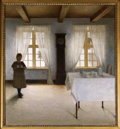 Sisustus, jossa nuori tyttö tarjoilee teetä tekijältä Peter Vilhelm Ilsted