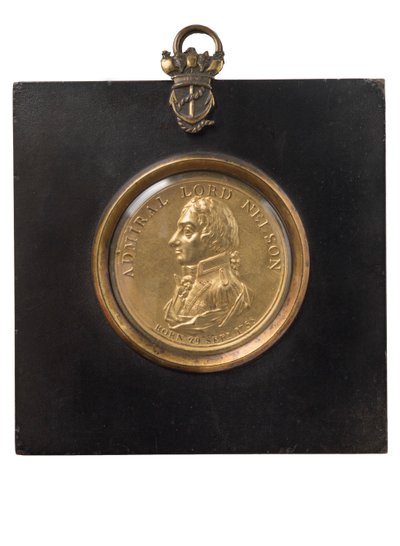 Admiral Lord Nelsonin muotokuvaplaketti, n. 1805 (pronssiksi kullattu) tekijältä Peter Wyon
