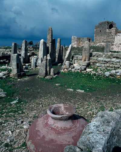 Obeliskien temppeli tekijältä Phoenician Phoenician
