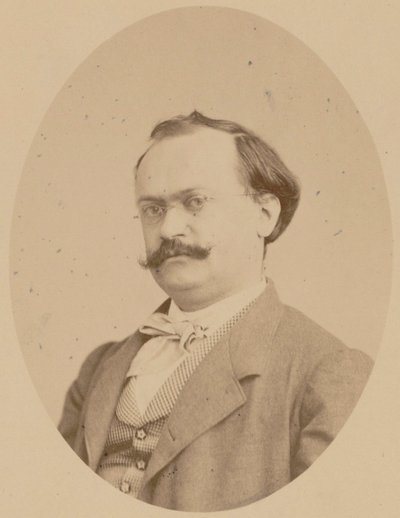 Säveltäjä Charles Lecocqin muotokuva 1832-1918, 1866. tekijältä Photo studio A. Legras.