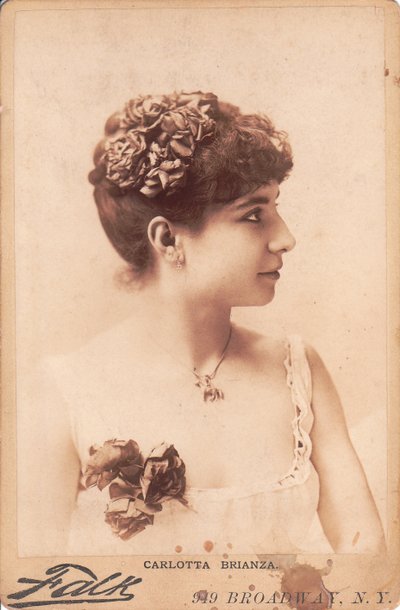 Carlotta Brianza tekijältä Photo studio Benjamin J. Falk