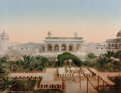 Agra. Diwan-i-Chas tekijältä Photoglob Co. (Zurich, active c. 1890 1910)