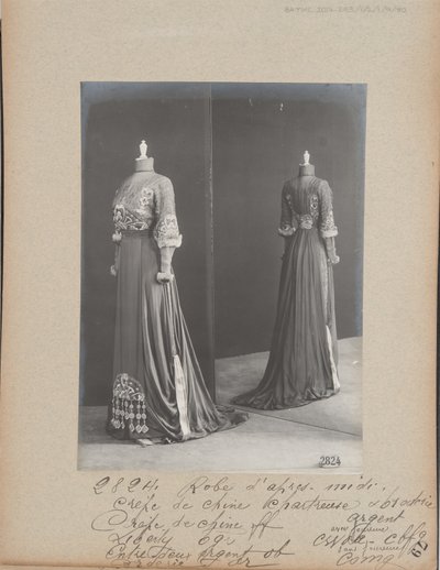 Albumisivu: House of Worth, Afternoon Dress tekijältä Photographer French