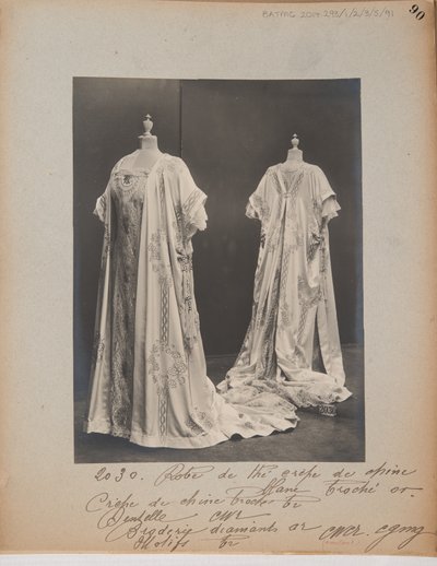 Albumisivu: House of Worth, Ball Gown tekijältä Photographer French