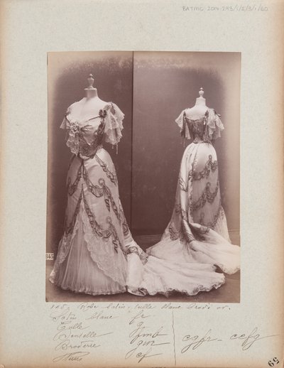 Albumisivu: House of Worth, Ball Gown tekijältä Photographer French